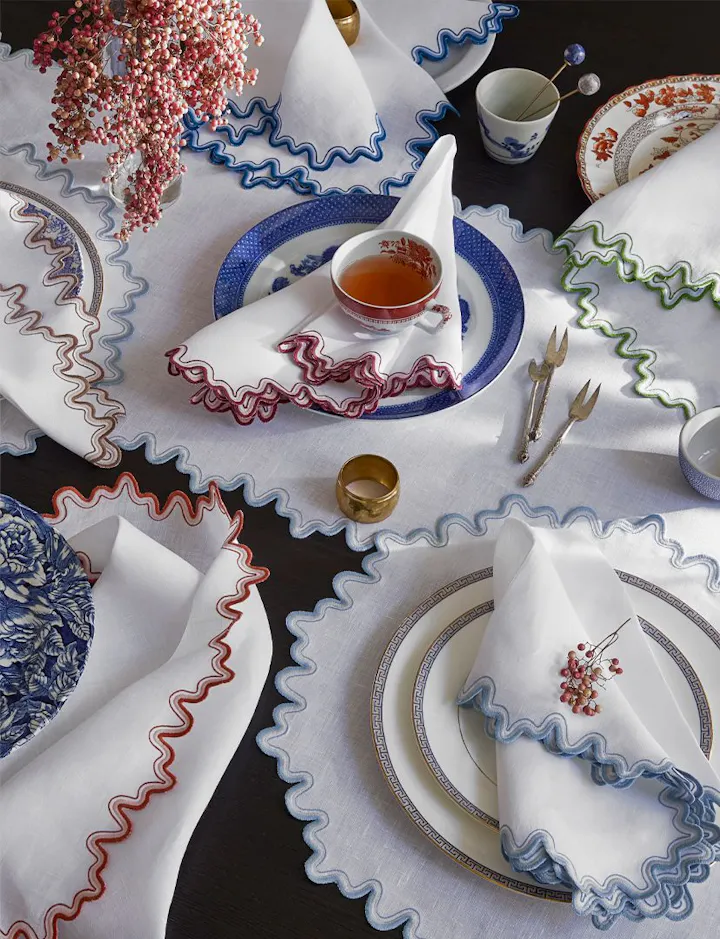 An overhead view of Matteo Table in Palm