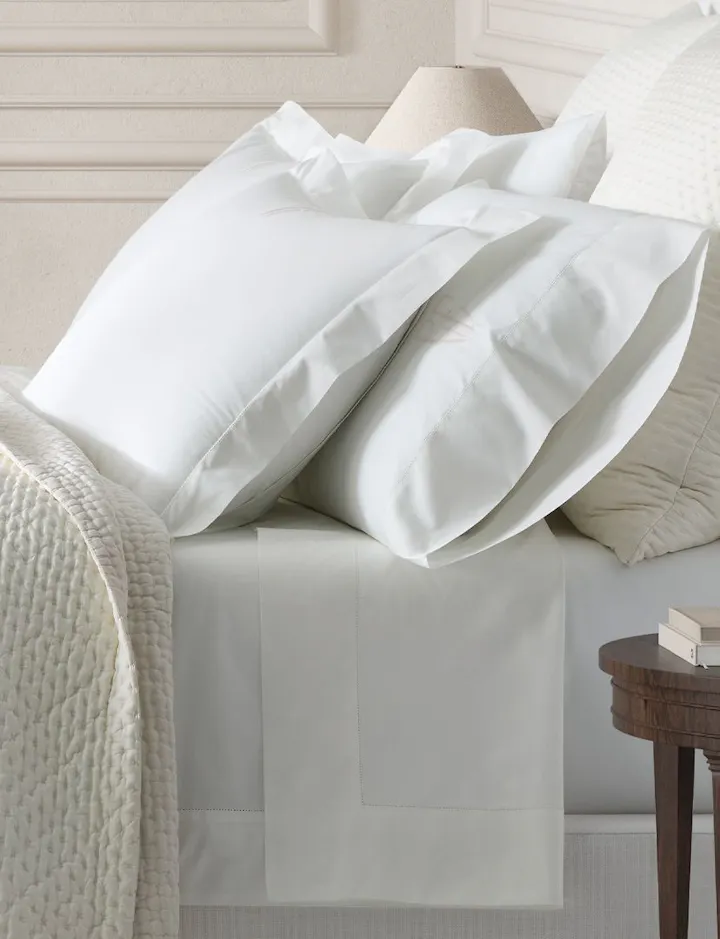 An view of an Gatsby Bed